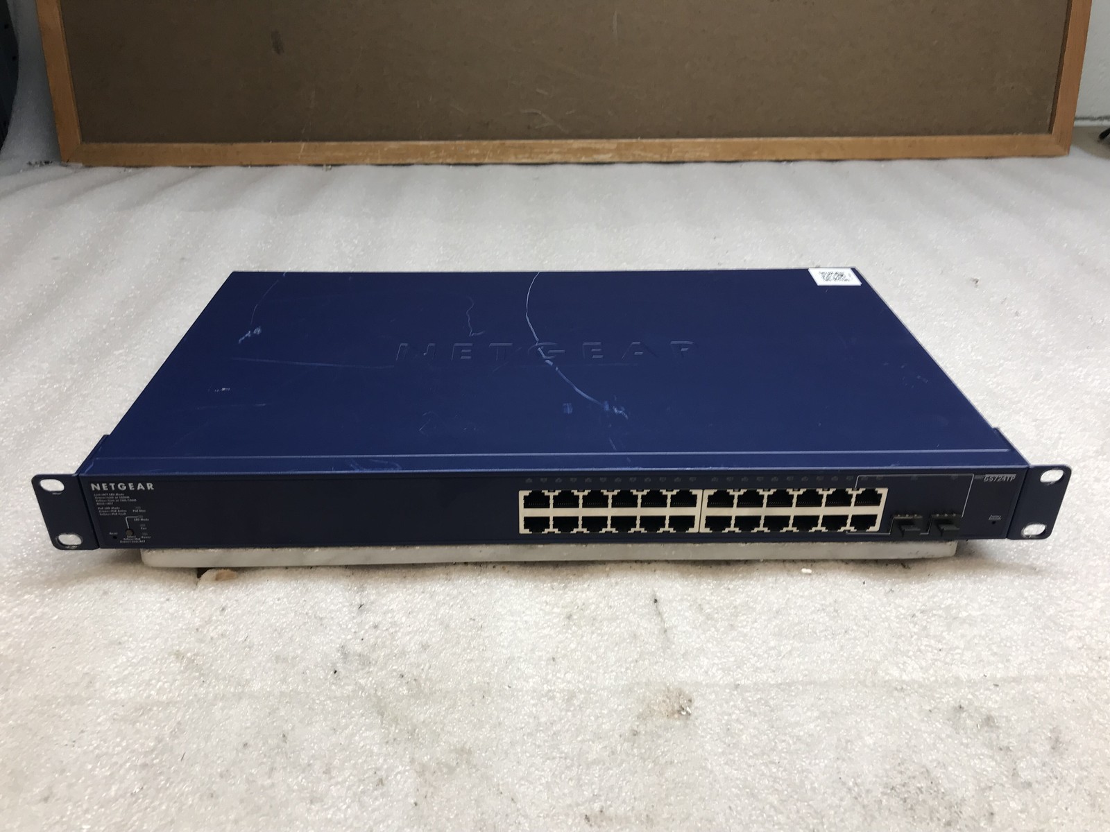NETGEAR ProSafe GS724T V2 ProSafe 24 Port Gigabit Networking Switch