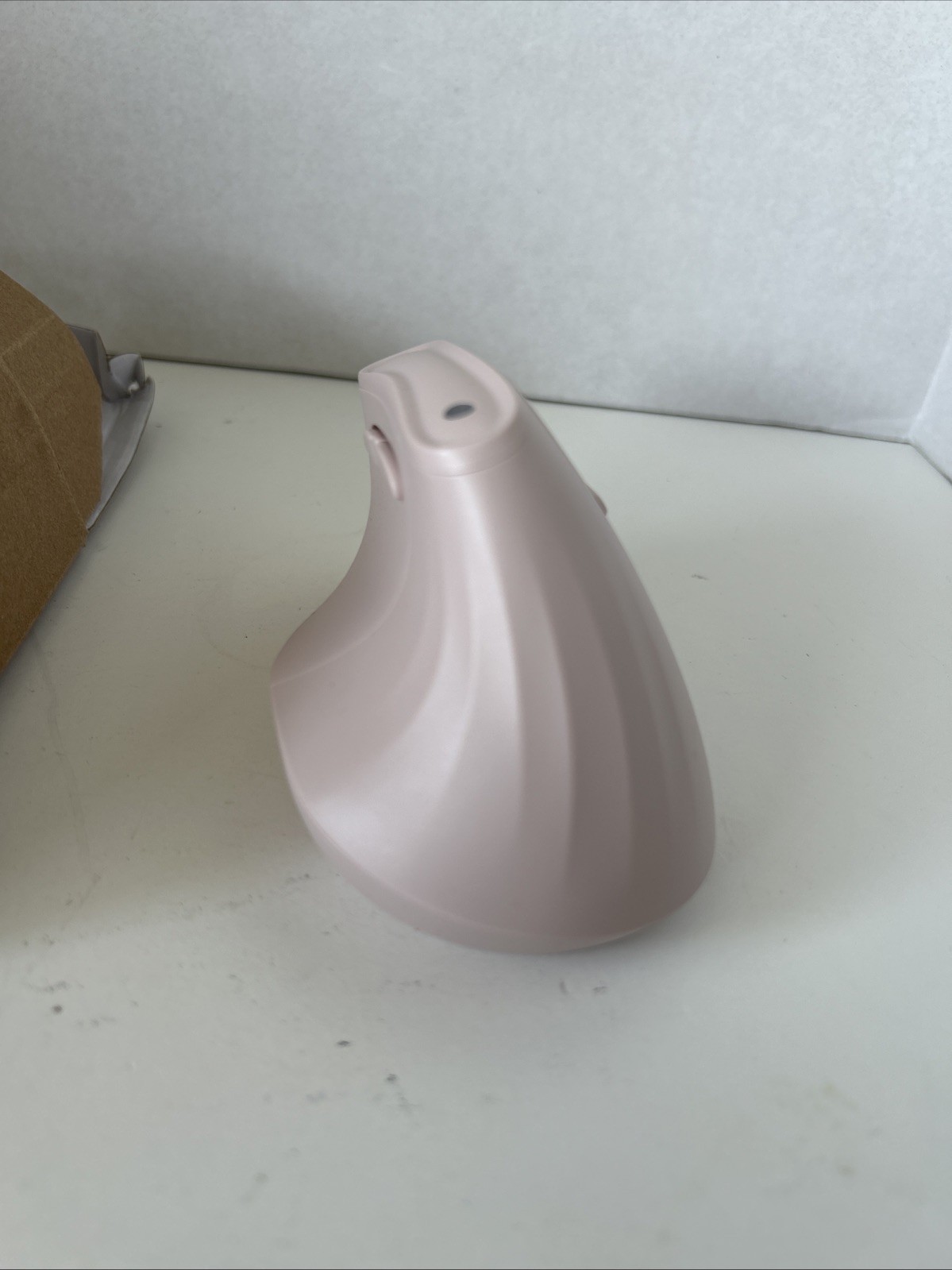 KYSONA 57° Ergonomic Pink Wireless Rechargeable Vertical Quiet Mouse Open Box 