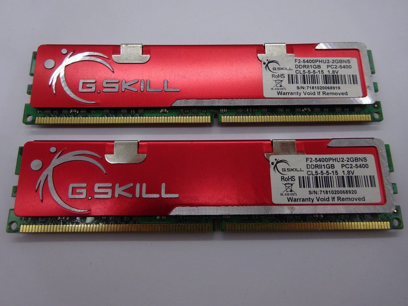 G.Skill 2GB (2x1GB) DDR2 F2-5400PHU2-2GBNS PC2-5400 5-5-5-15 1.8V #R1745