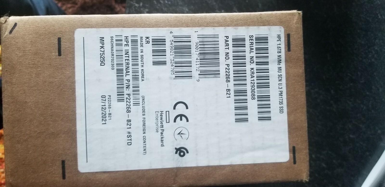  HPE P22268-B21  1.60 TB Solid State Drive - 2.5" Internal - U.3 (PCI Express NV