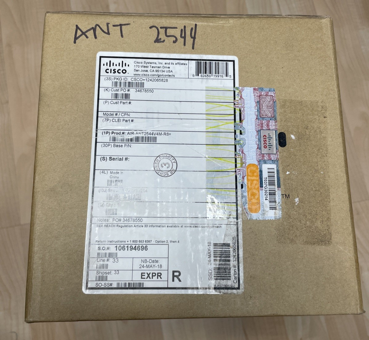 Cisco AIR-ANT2544V4M-R8 Aironet Dual-Band MIMO Wall-Mounted Antenna NEW SEALED