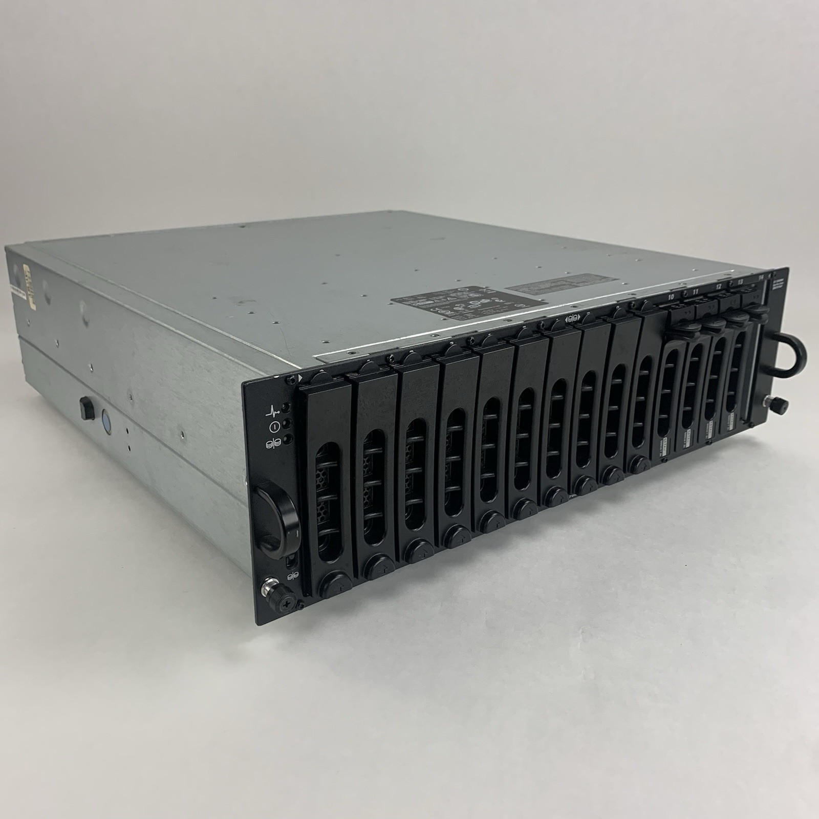 Dell PowerVault MD3000i AMP01 Storage Array 4x Cad 2x PSUs No HDDs/Controllers
