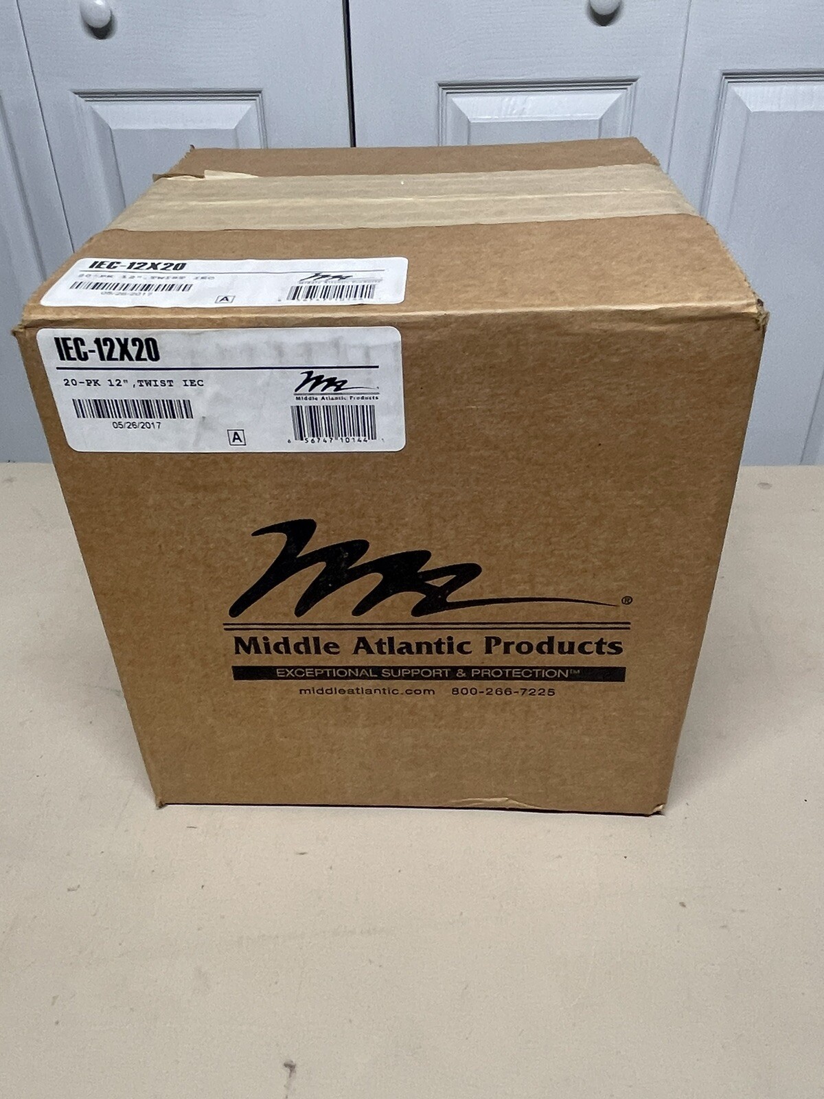 Middle Atlantic IEC-12X20 20-Pack 12” Twist IEC