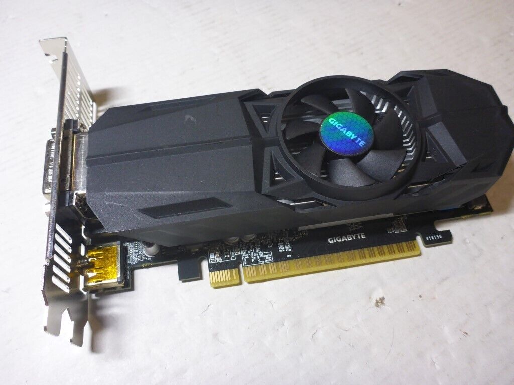 AU SELLER Gigabyte GeForce GTX 1050 OC 2GB GDDR5 REG PROFILE MOUNT CARD - TESTED
