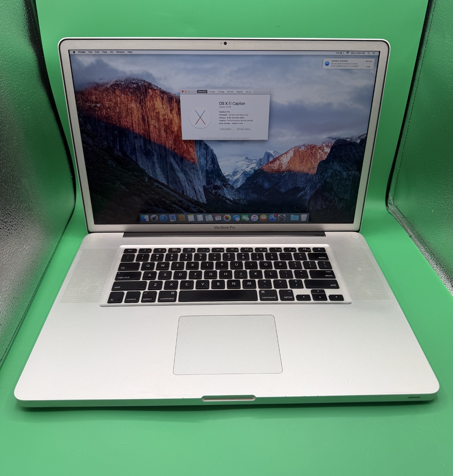 Apple MacBook Pro 17" Mid-2009 Core 2 Duo 2.80GHz 8GB RAM 120GB SSD | 2 Cycles|