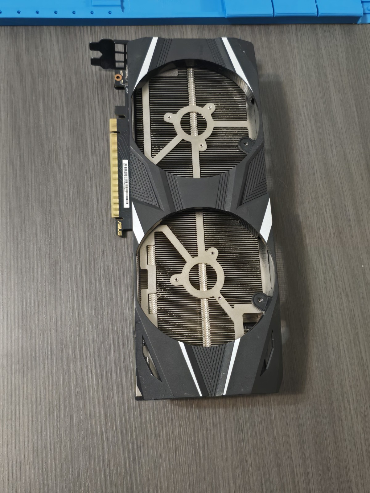 Asus Dual RTX 2070 for Parts/Repair Not Working Read Description