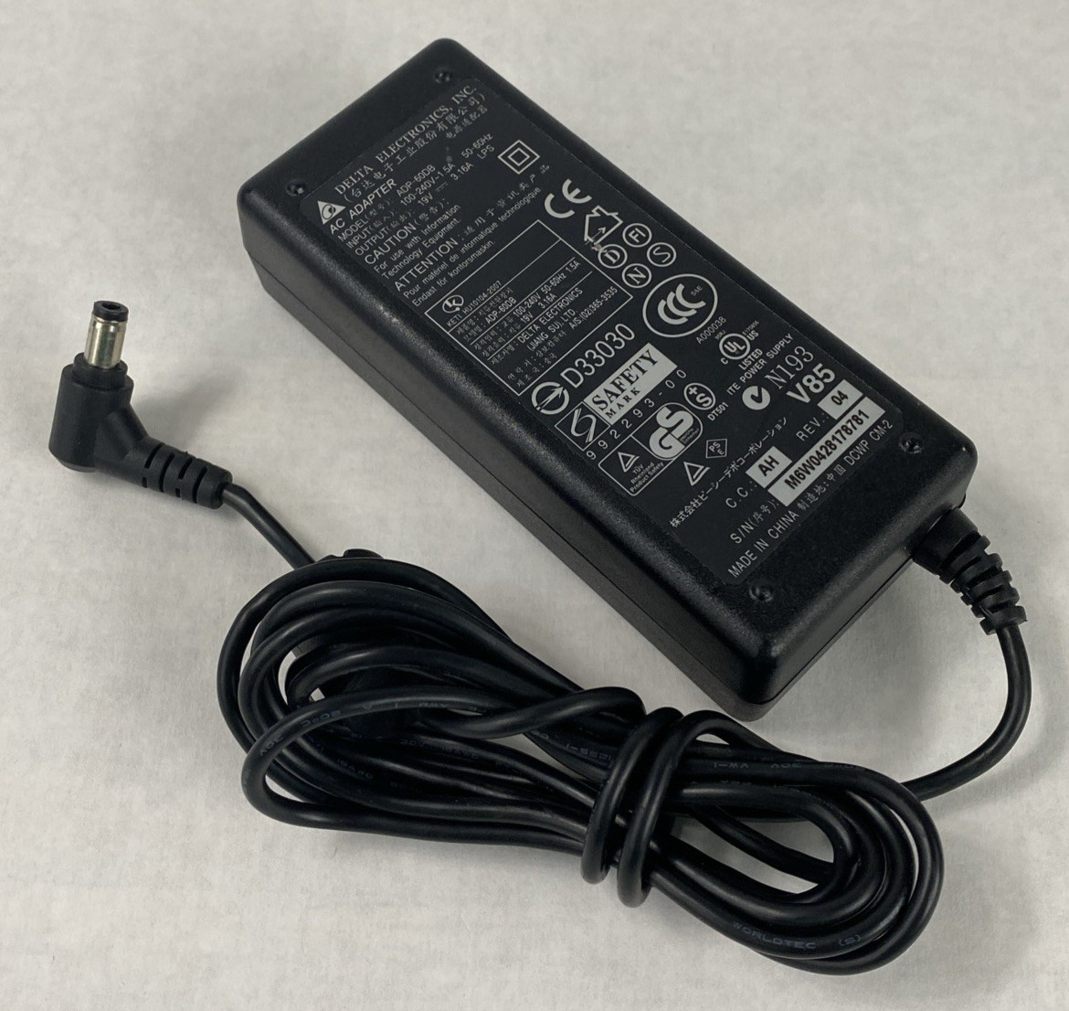 Delta Electronics ADP-60B 60W 19V 3.16A AC Adapters (Lot of 6)