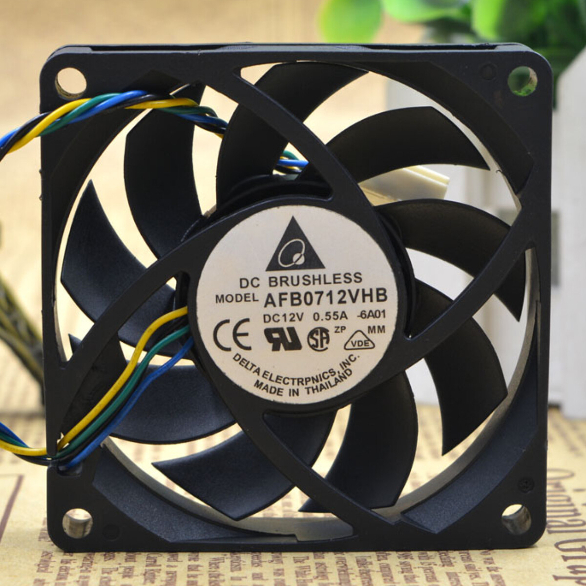 DELTA 7CM 7015 AFB0712VHB 12V 0.55A 4-wire PWM Chassis Cooling Industrial Fan