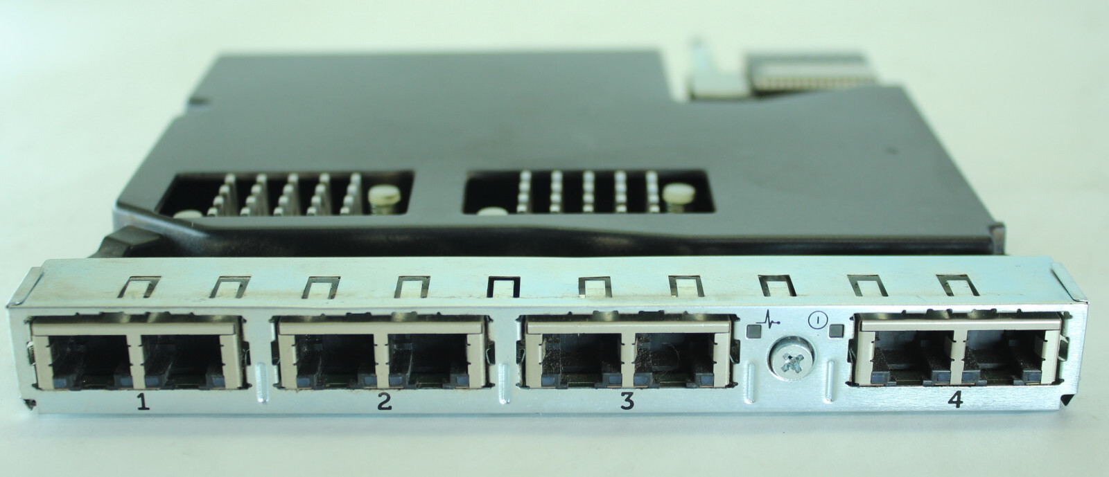 Dell E11M VRTX I/O 1GB Pass-Through R1-PT Module DP/N 0FT79X