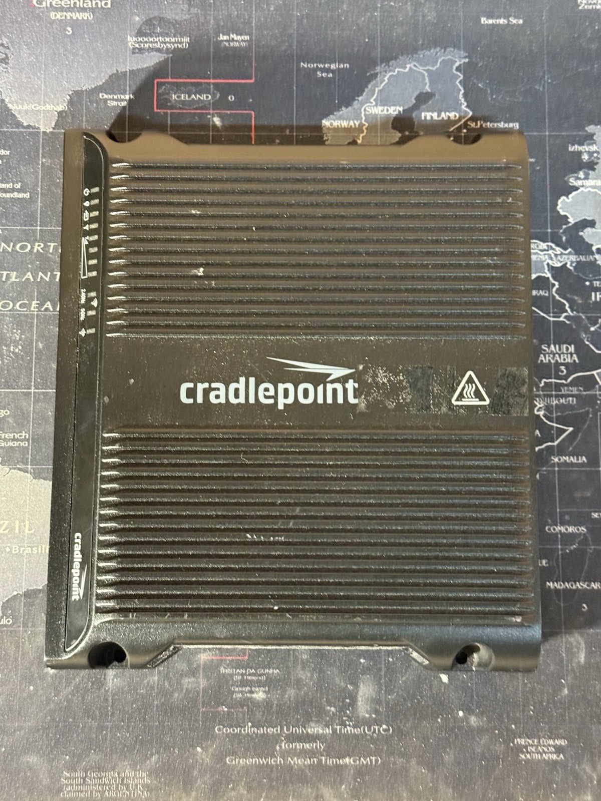 Cradlepoint IBR1700-600M Ruggedized Mobile Wireless Router. No Cables/ANTENNAS 