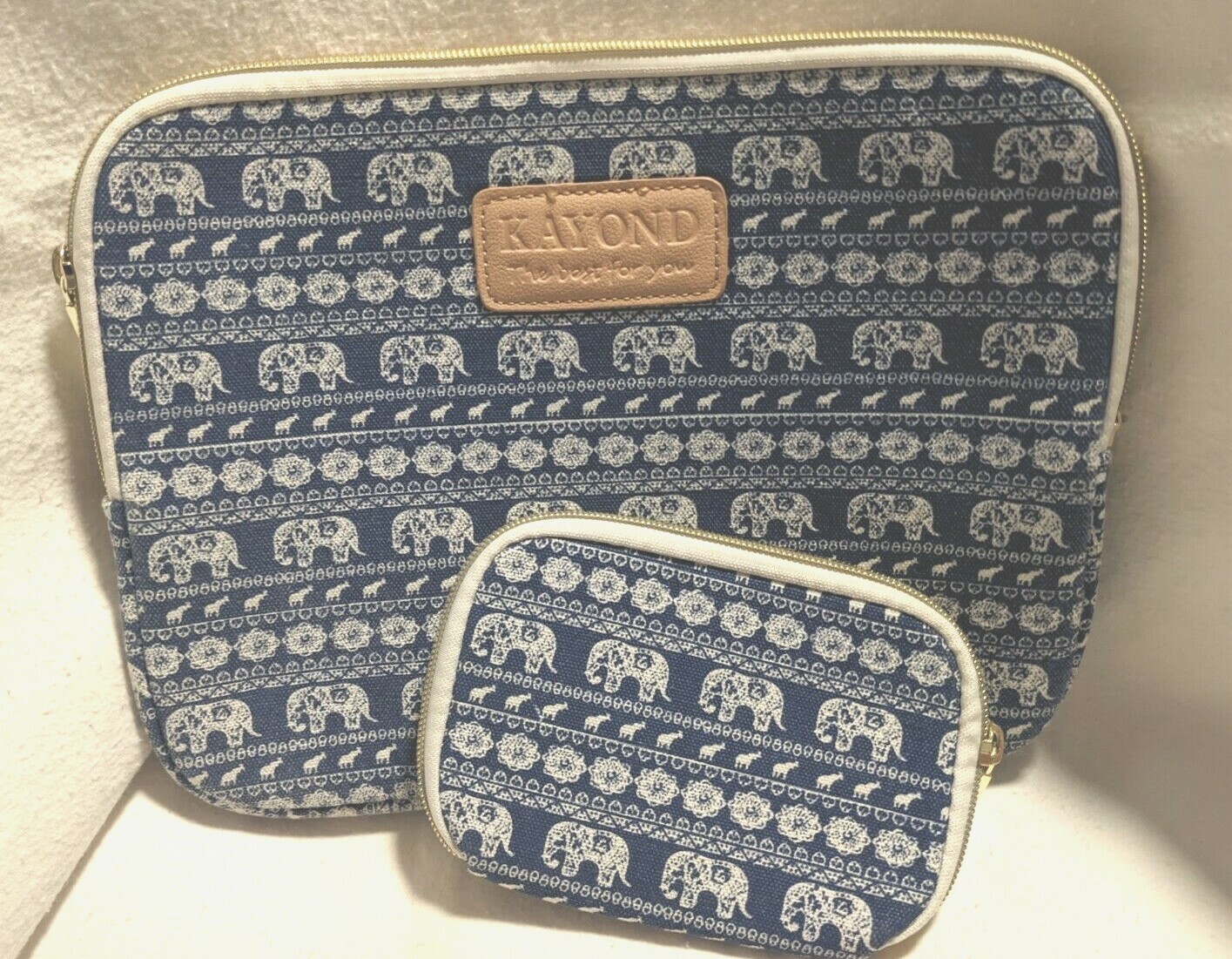 Kayond 8.5 x11 inch Zipped Padded Tablet/Laptop Sleeve Plus Small Extra Case