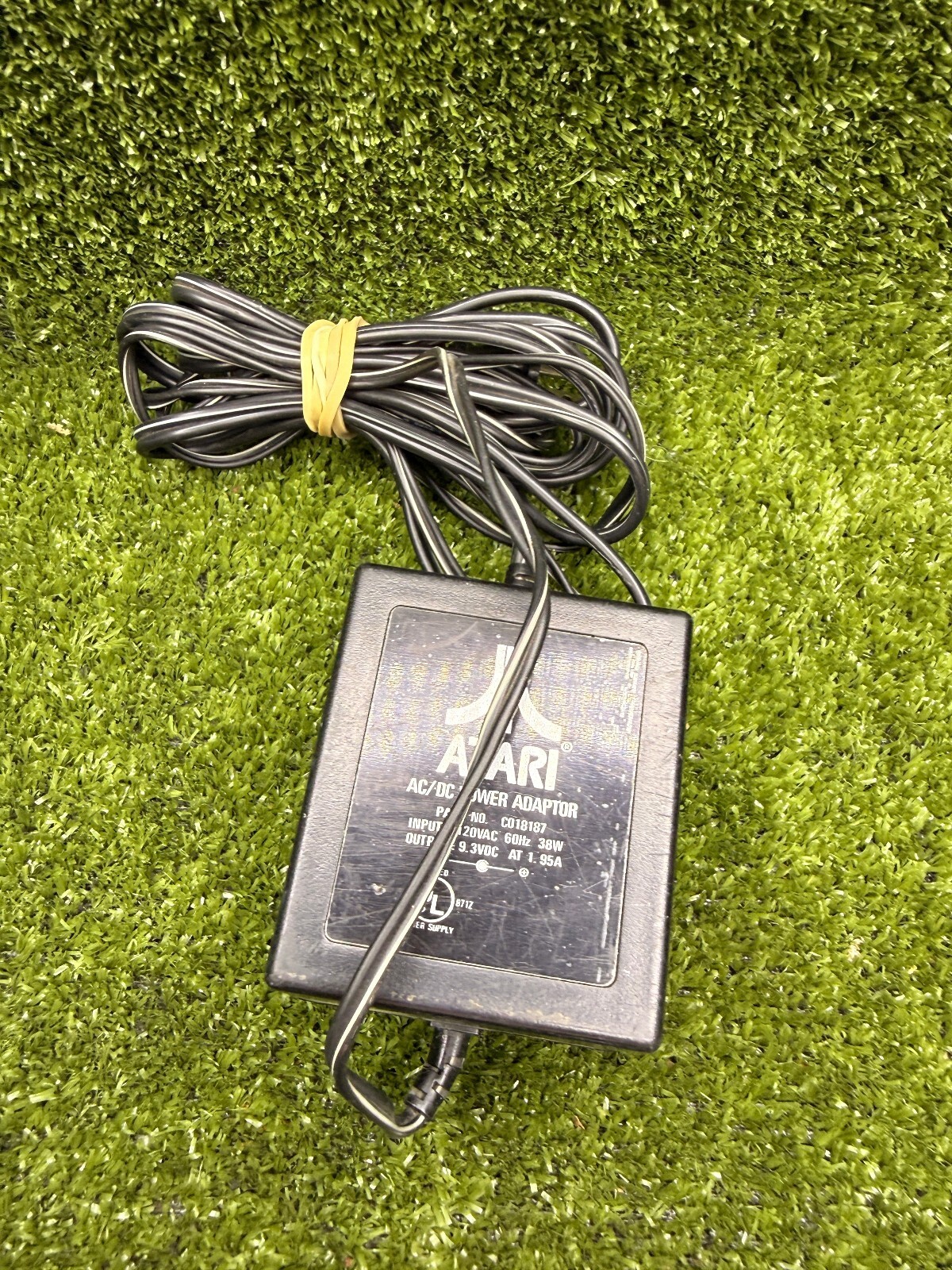 Atari 5200 OEM AC/DC Power Adapter C018187 9.3V 1.95A Original Supply