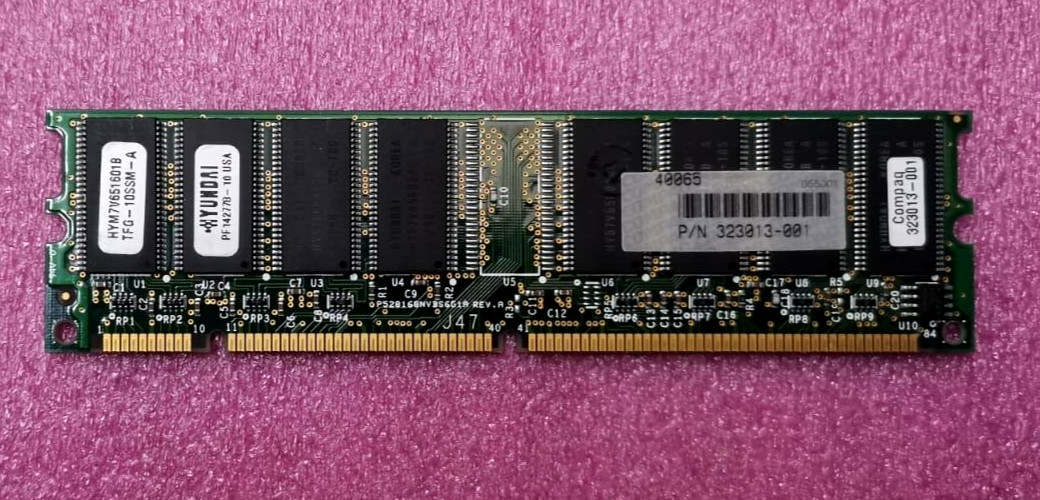 Compaq Hyundai 323013-001 HYM7V651601B Desktop Memory