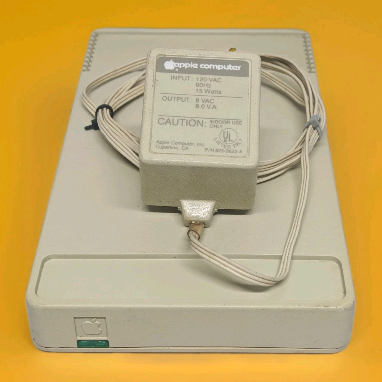VINTAGE 1984 Apple Macintosh Modem 1200 A9M0301  w/ AC Adapter 