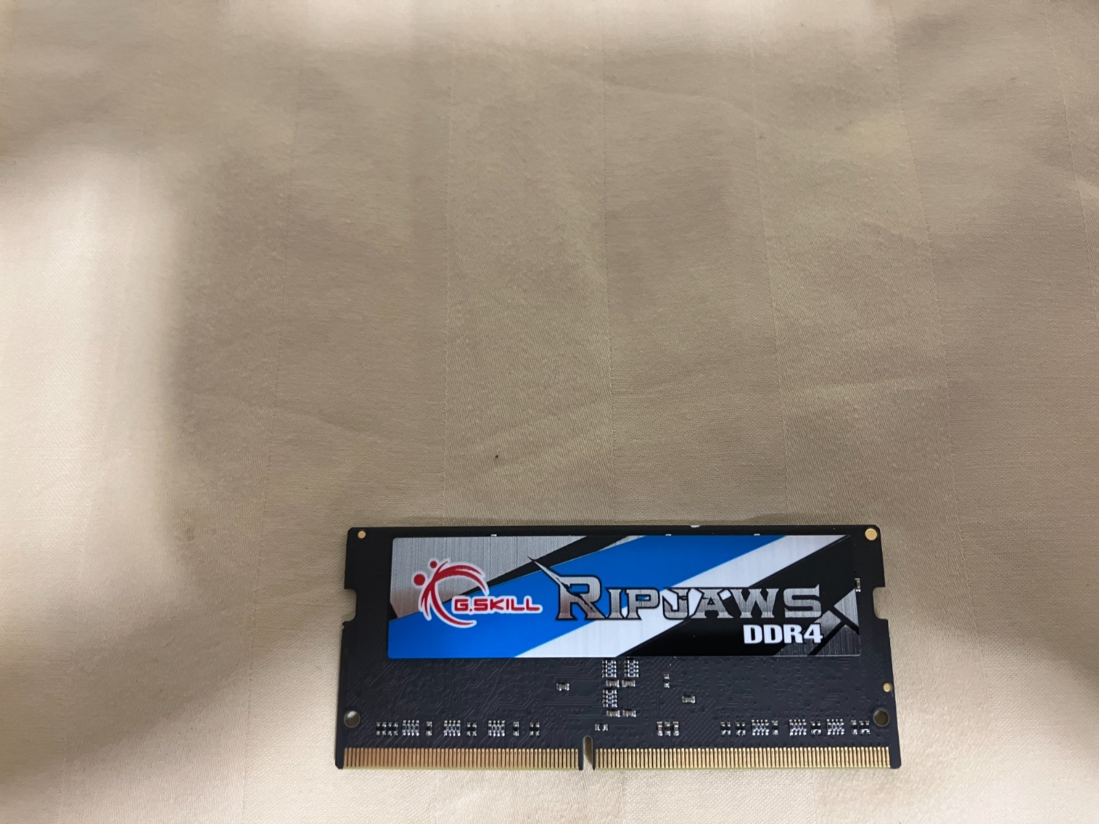 G.Skill Ripjaws F4-2400C16D-32GRS SO-DIMM 16GB DDR4-2400Mhz 16GB DDR4 2400MHz...