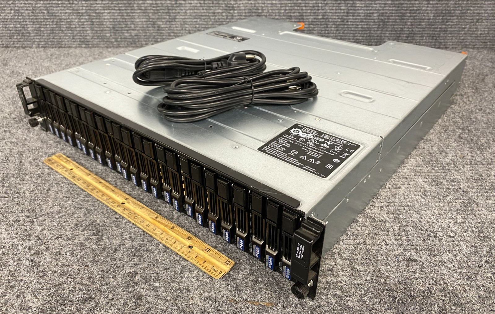 Dell Compellent SC220 Mass Storage Array, 2x Controllers, 2x PSU w/ Cord (As Is)