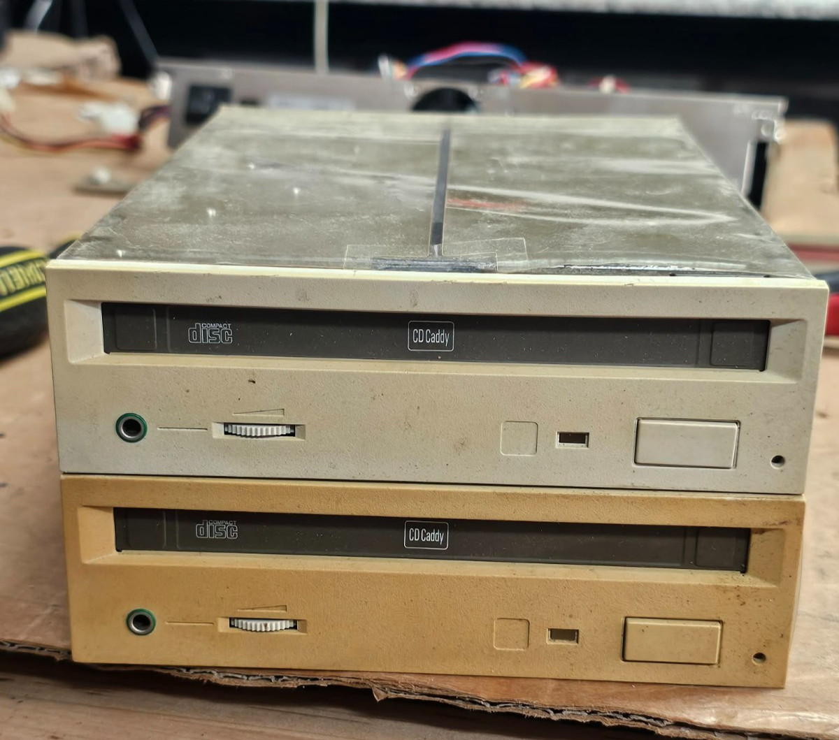 2x Lot - Vintage Retro Rare Sony CDU535-01 6x IDE Internal CD-ROM Drive / Caddy