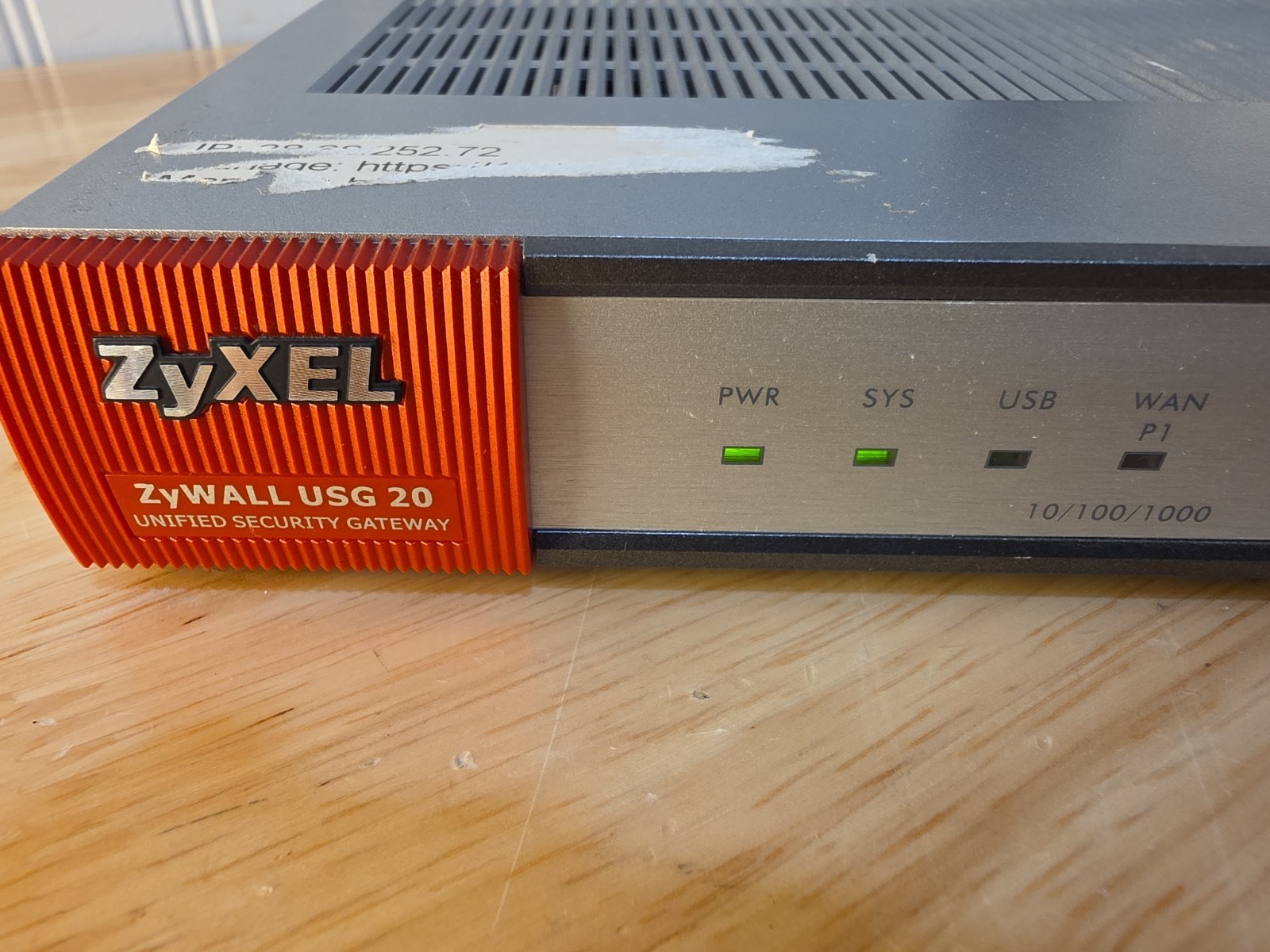 ZyXel Zywall USG 20 Unified Security Gateway VPN Firewall with Power Adapter