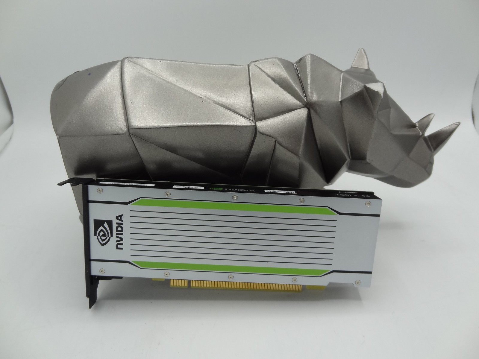 UCSC-GPU-T4-16 CISCO GPU - 699-2G183-0200-212