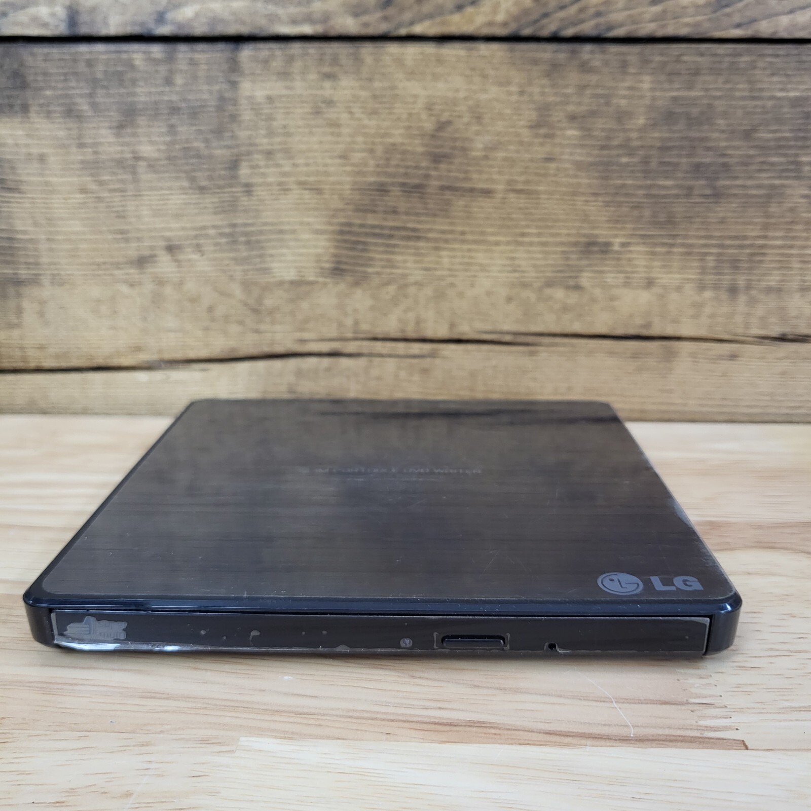 LG Slim Portable DVD Writer SP60NB50 External USB Drive with Cable PC&MAC