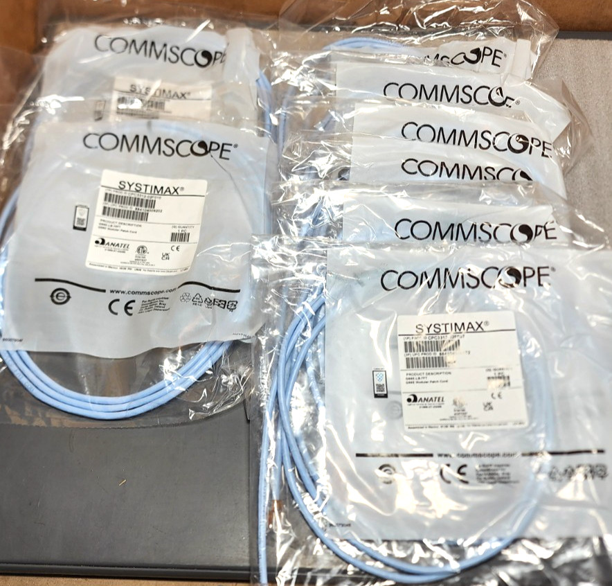 (Lot of 8) COMMSCOPE SYSTIMAX SOLUTIONS GS8E Patch Cords (X2) 10' ,  (X6) 7'