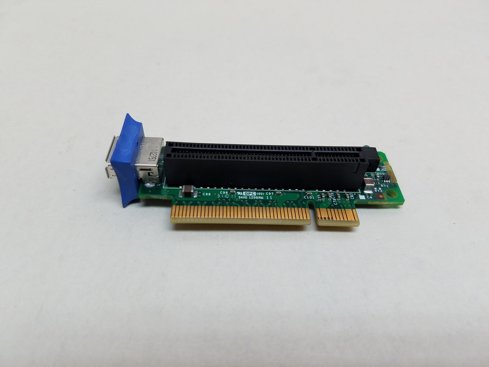 IBM 43V7067 PCI Express x8 SAS/SATA Riser Card w/USB Reader for X3550 M2