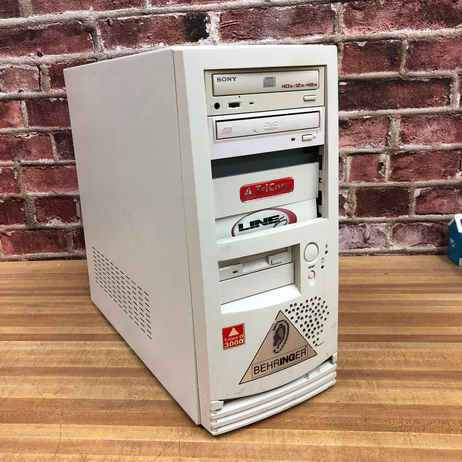 Classic Custom Beige ATX Retro Desktop Gaming PC w/RAM Drives Cards for Restore