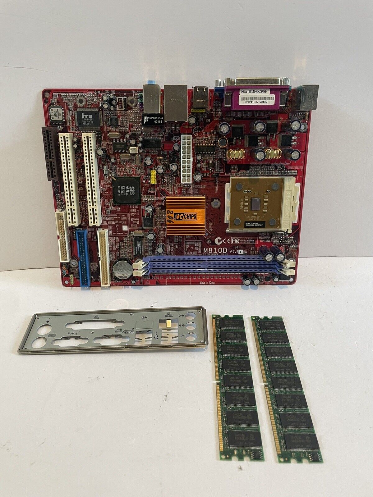 PC Chips M810D V7.5 Motherboard Socket 462  w/ AMD Athlon 2000 & 512MB RAM