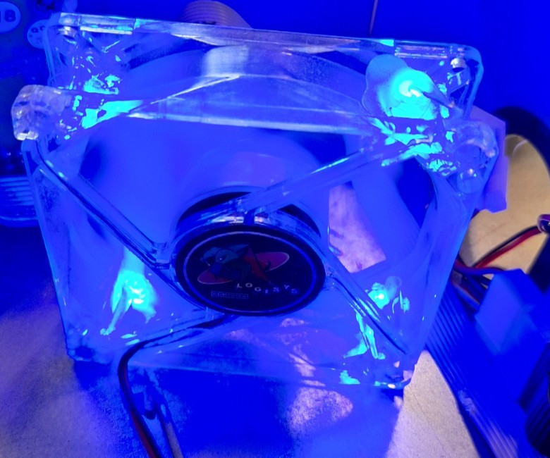 Logisys Computer Clear Blue LED PC System Fan LT400BL 80x80x25mm Molex Connector