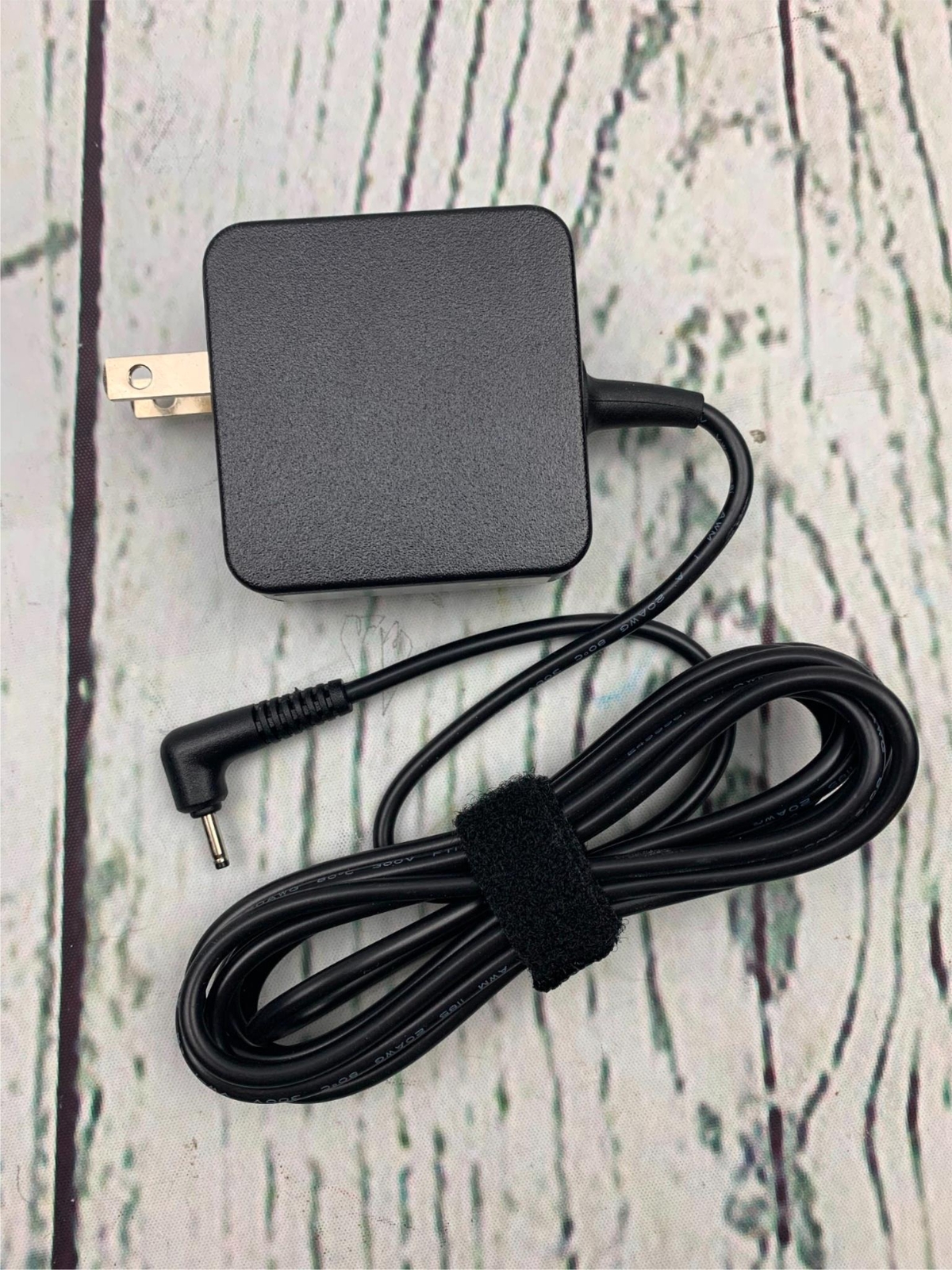 AC Adapter GA190024 19V 2.37A 26w