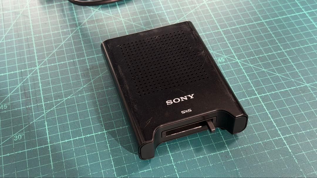 Sony SBAC-US20 SxS Memory Card Reader USB 3.0 Black Tested Used JP
