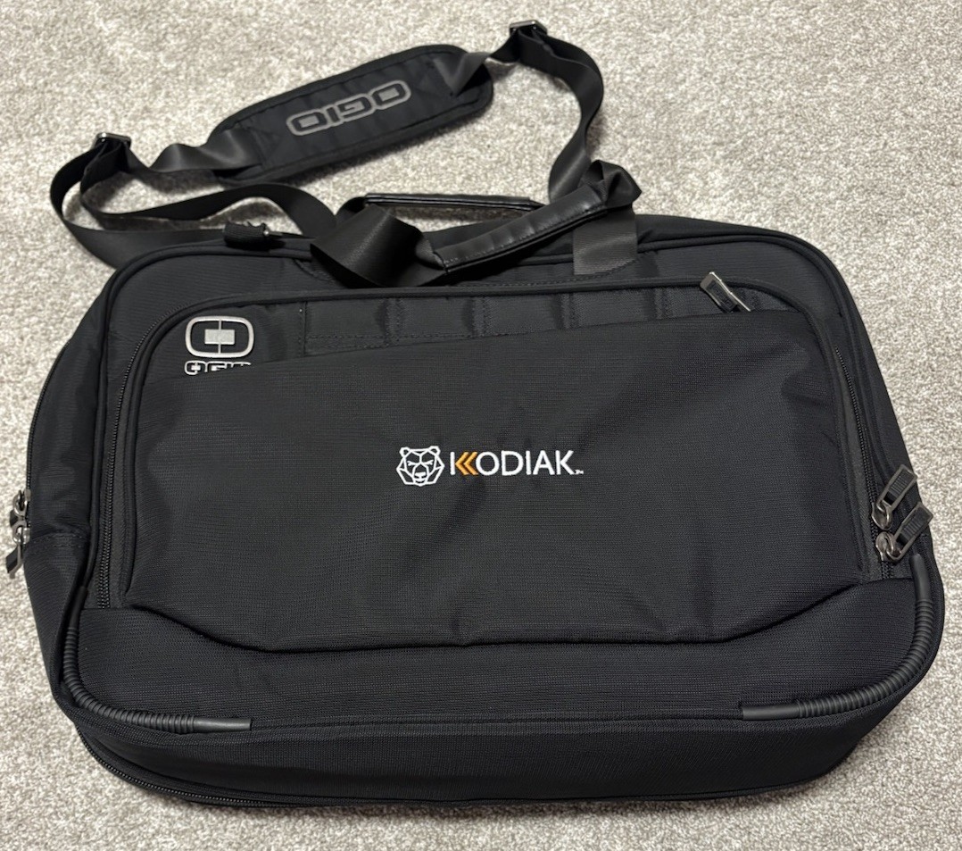 OGIO Technologio Kodiak Laptop Shoulder Bag Multiple Compartments