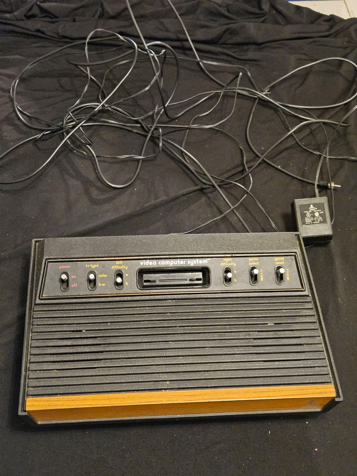 Atari 2600 Video Computer System CX-2600 6-Switch Woodgrain Console VCSOriginal 