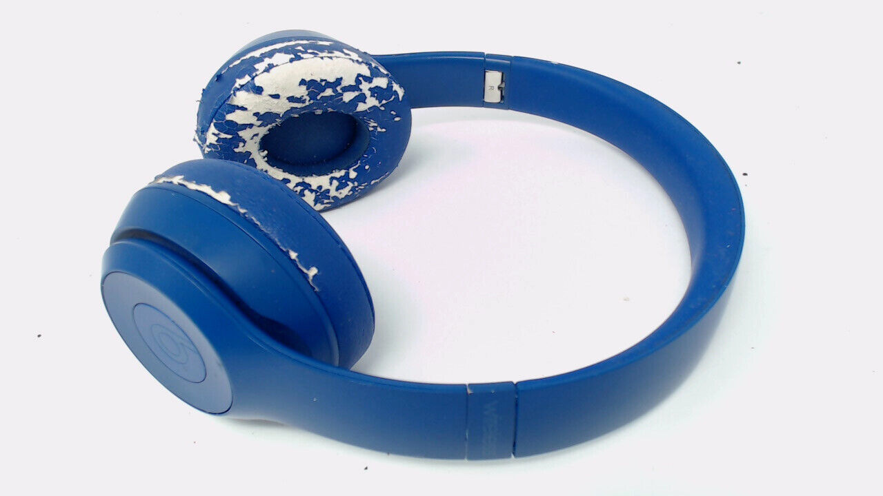 Beats Solo 3 Wireless A1796 Headphones Break Blue PEELED EARPADS
