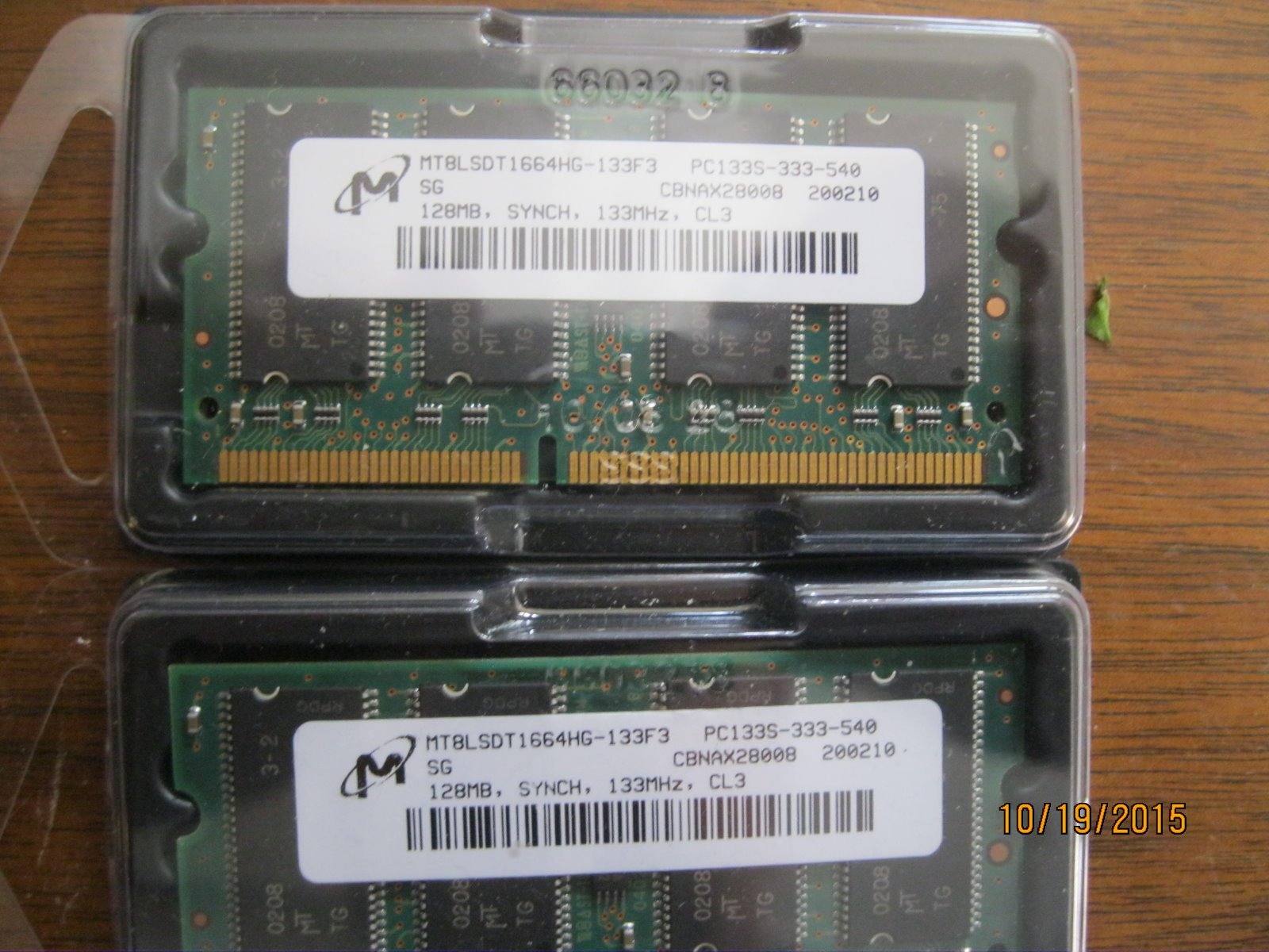 Micron 128MB SYNCH, 133MHz CL3 MT8LSDT1664HG PC133S-333-540 LAPTOP