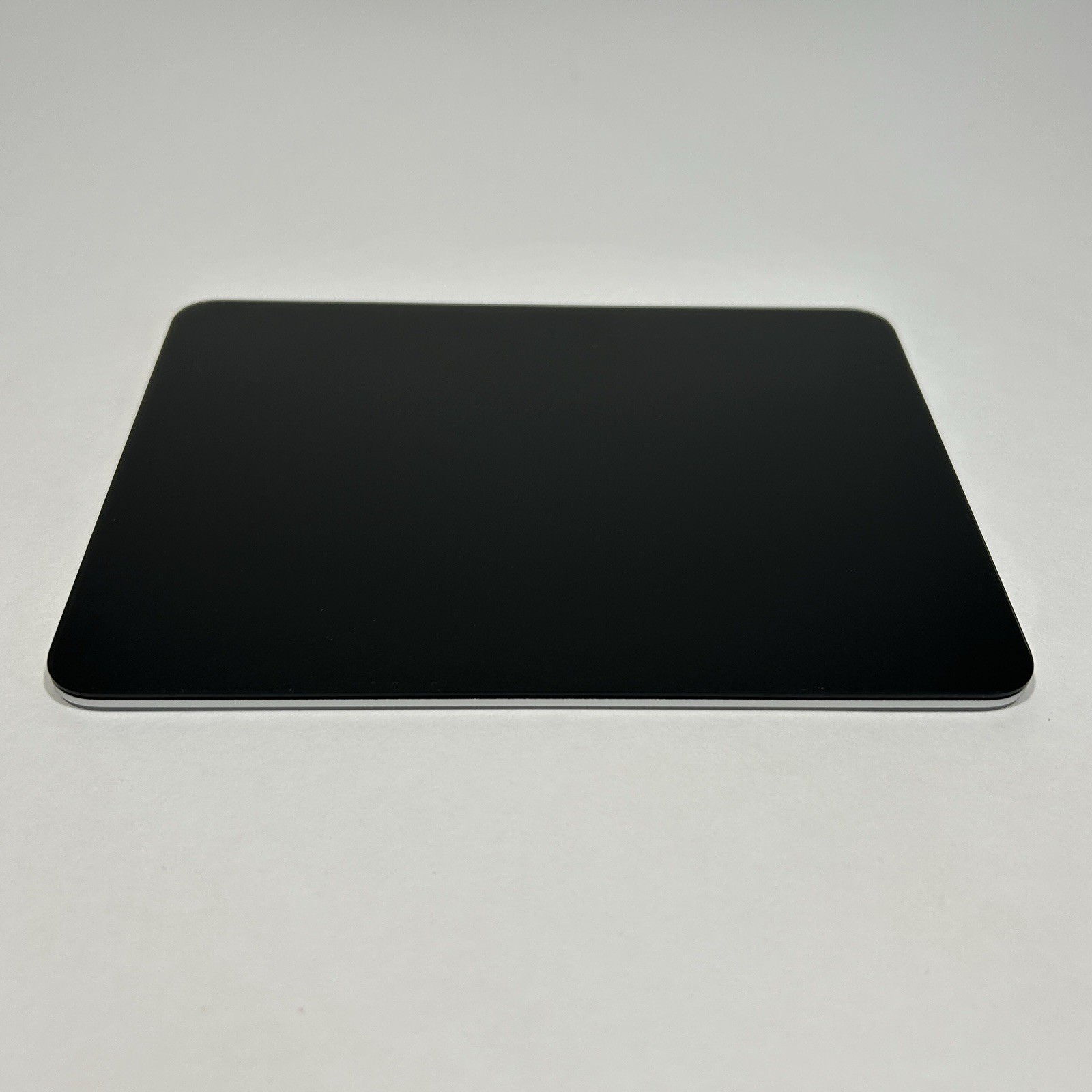 Apple Magic Trackpad USB-C A3120 Black Multi-Touch Surface MXKA3AM/A