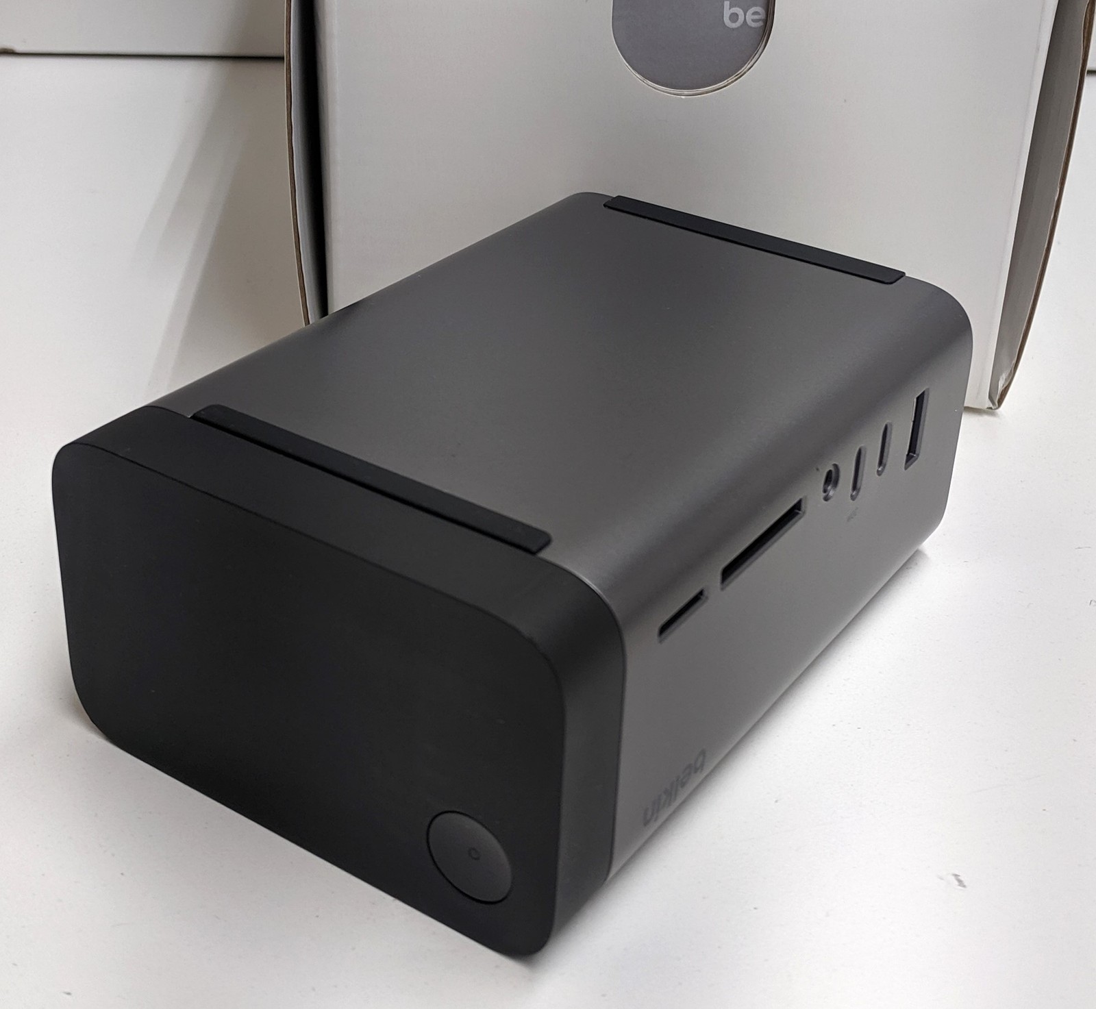 Belkin 11-in-1 Triple Display USB-C Docking Station