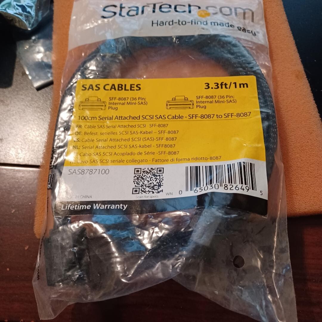 Startech 100cm Serial Attached SCSI SAS Cable SFF-8087 to SFF-8087 3.3' NEW