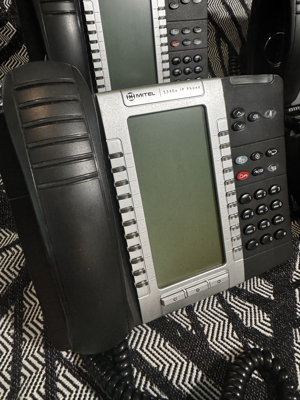 Mitel 5340e IP Phone Model 5340e Gray VoIP IP Phone