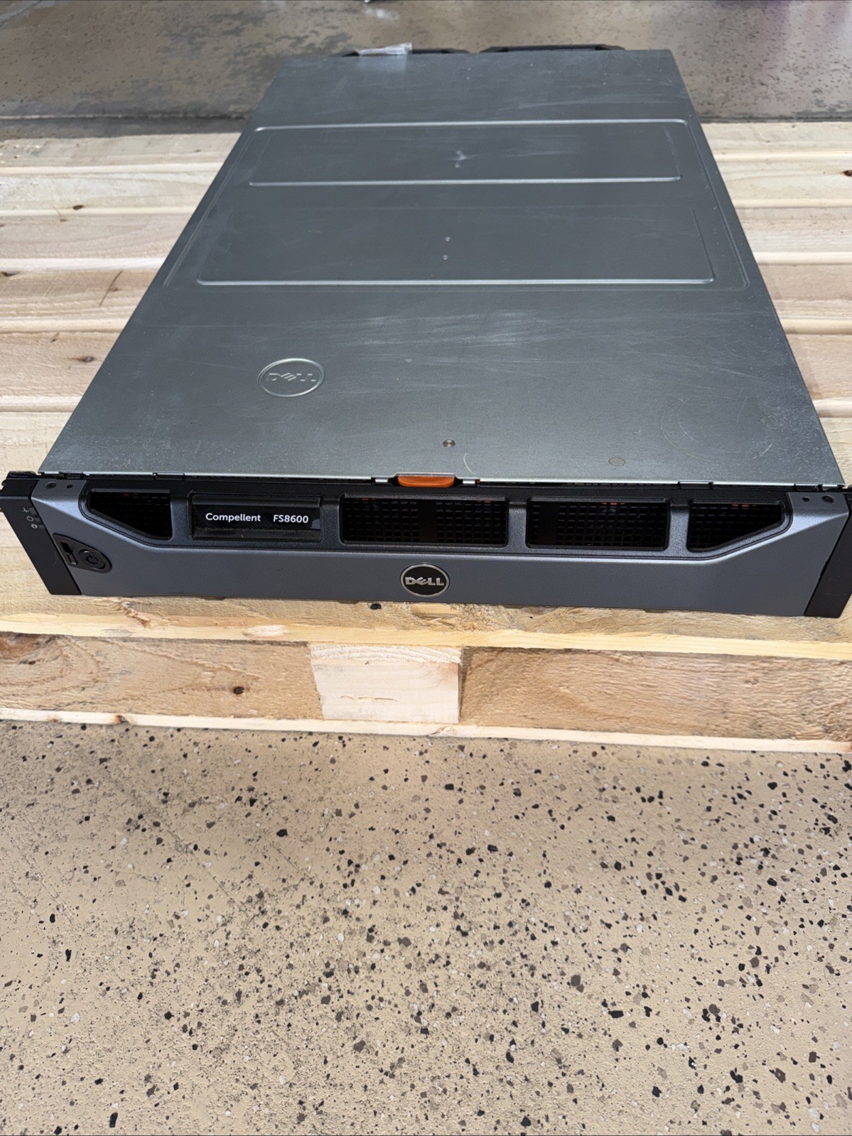 Compellent FS8600 FS8600 NAS Appl, 96Gb Ram, dual P.S (4) Intel 10GbE 2x blades