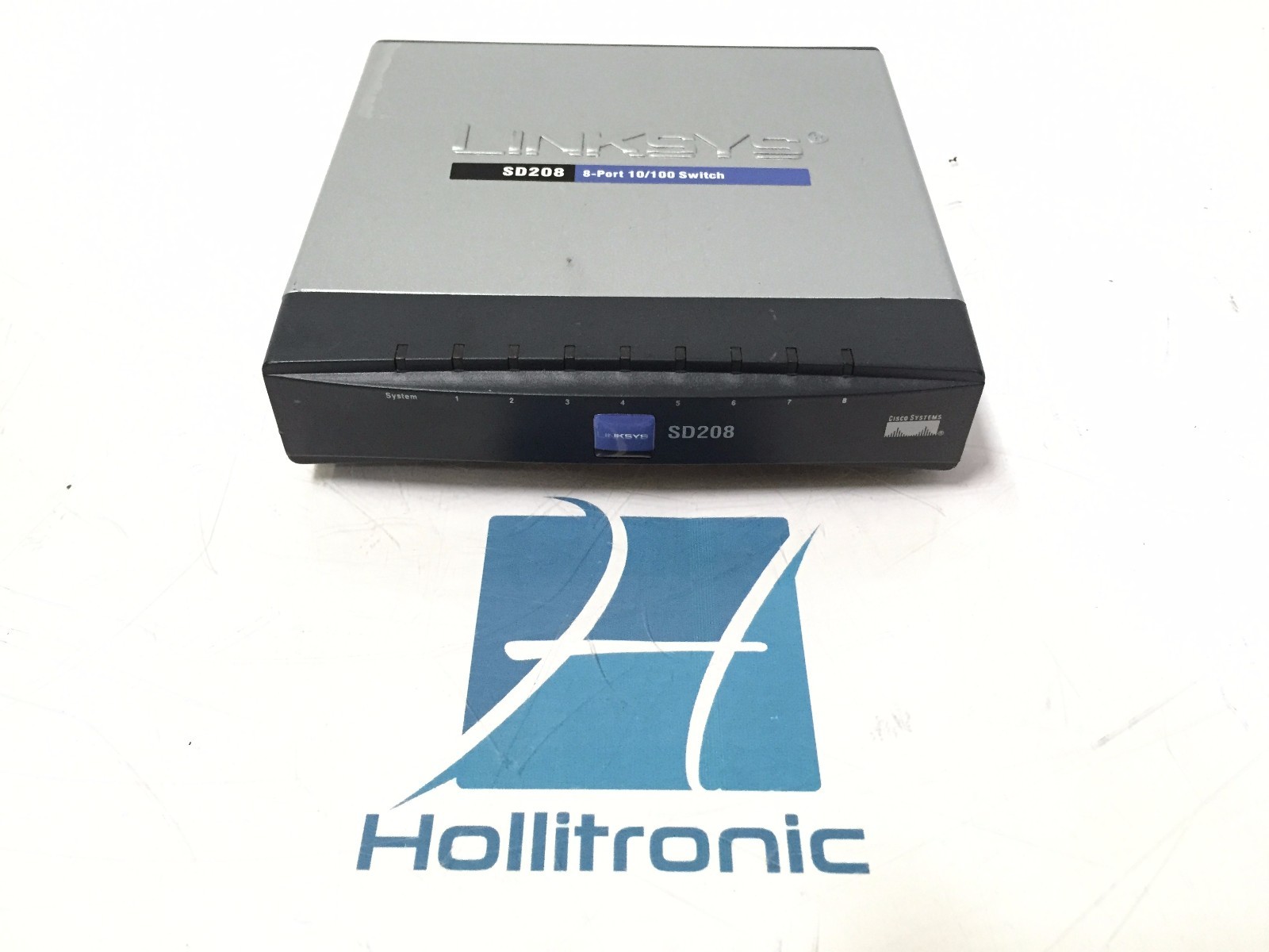 Linksys (SD208) 8-Port 10/100 Switch