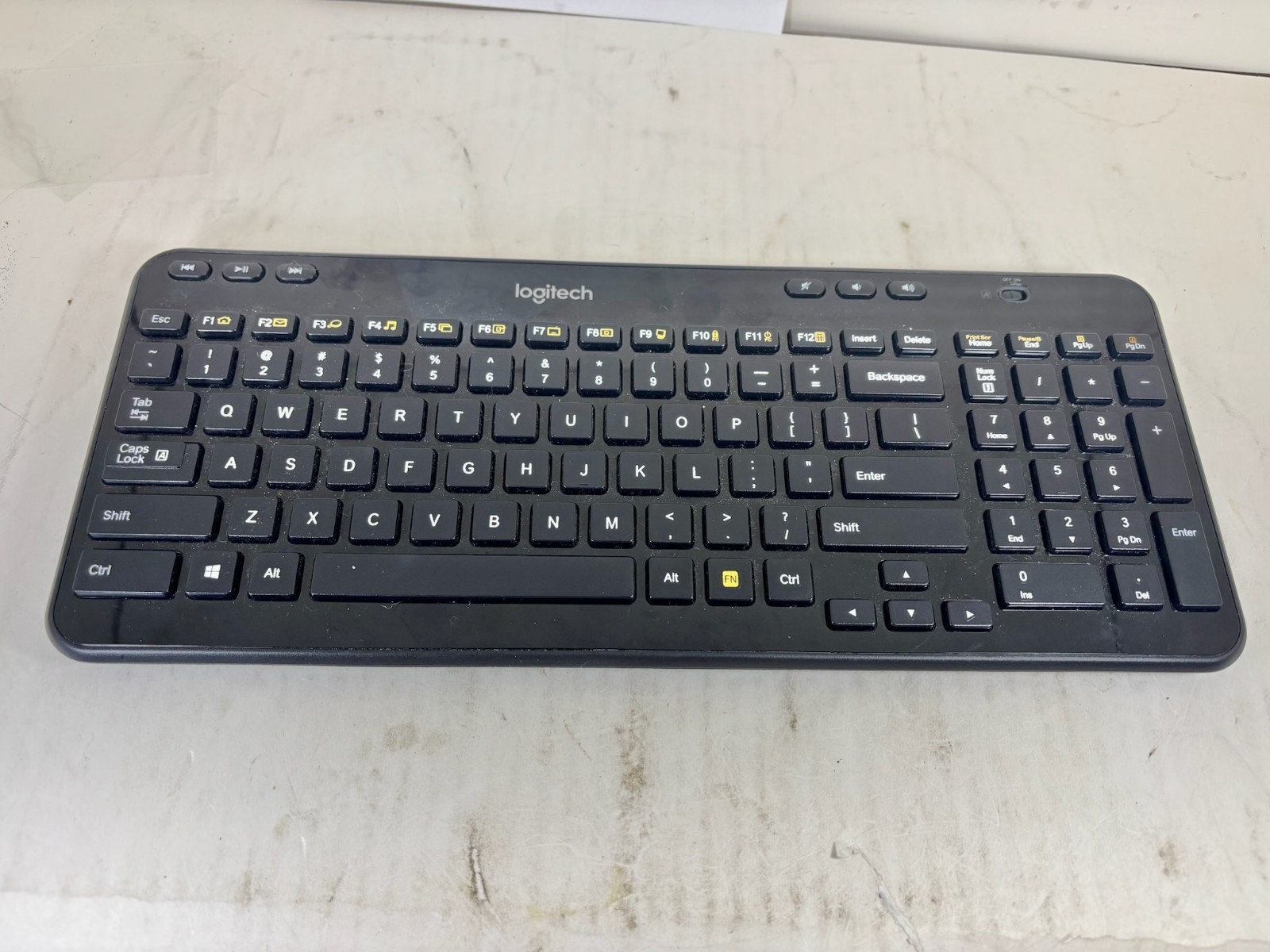 Logitech K360 Wireless Keyboard w/ Unifying USB Receiver Tested Working