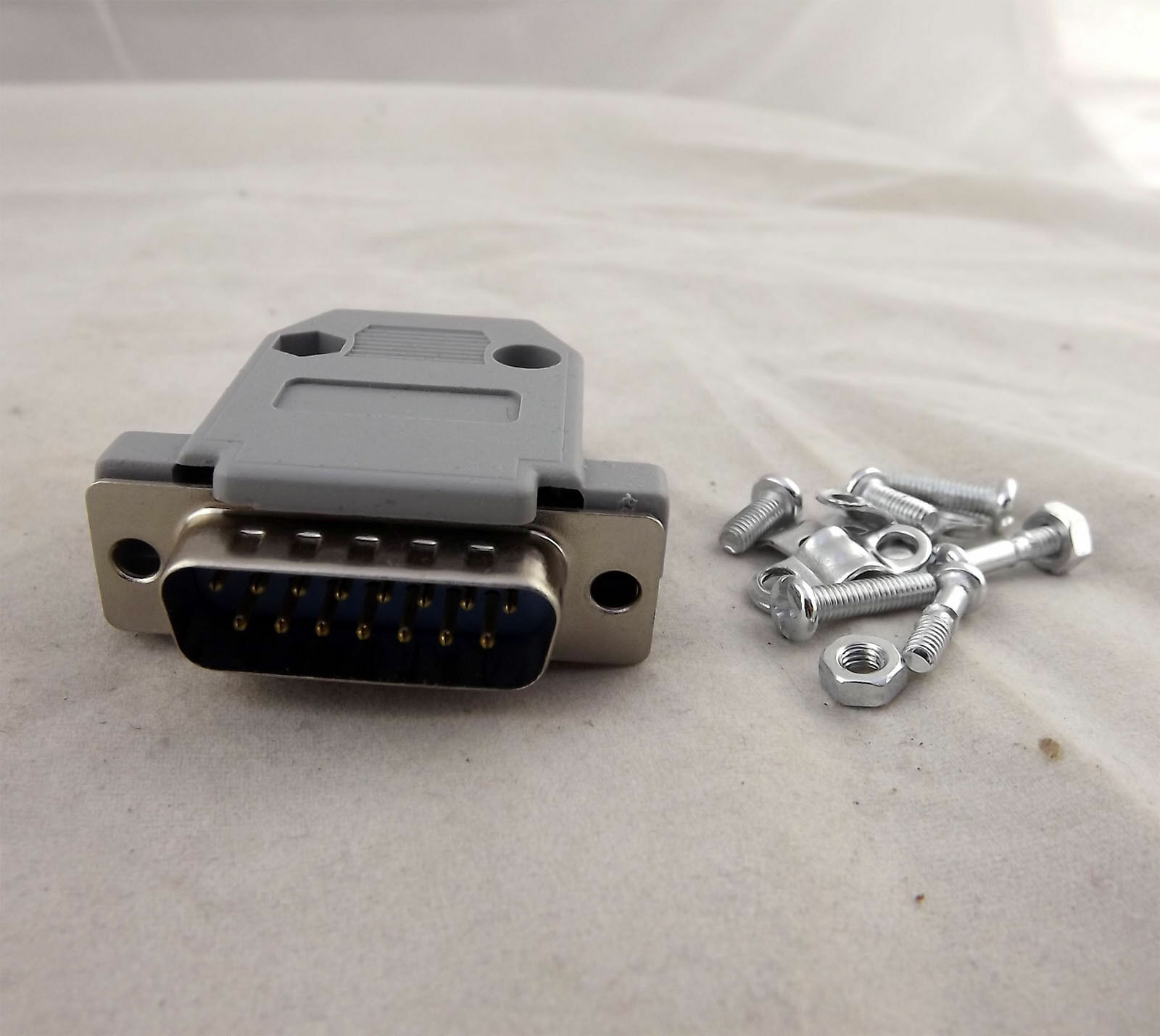 10pcs DB15 Male Plug 15 Pin 2 Rows D-Sub Connector Plastic Hood Cover Backshell