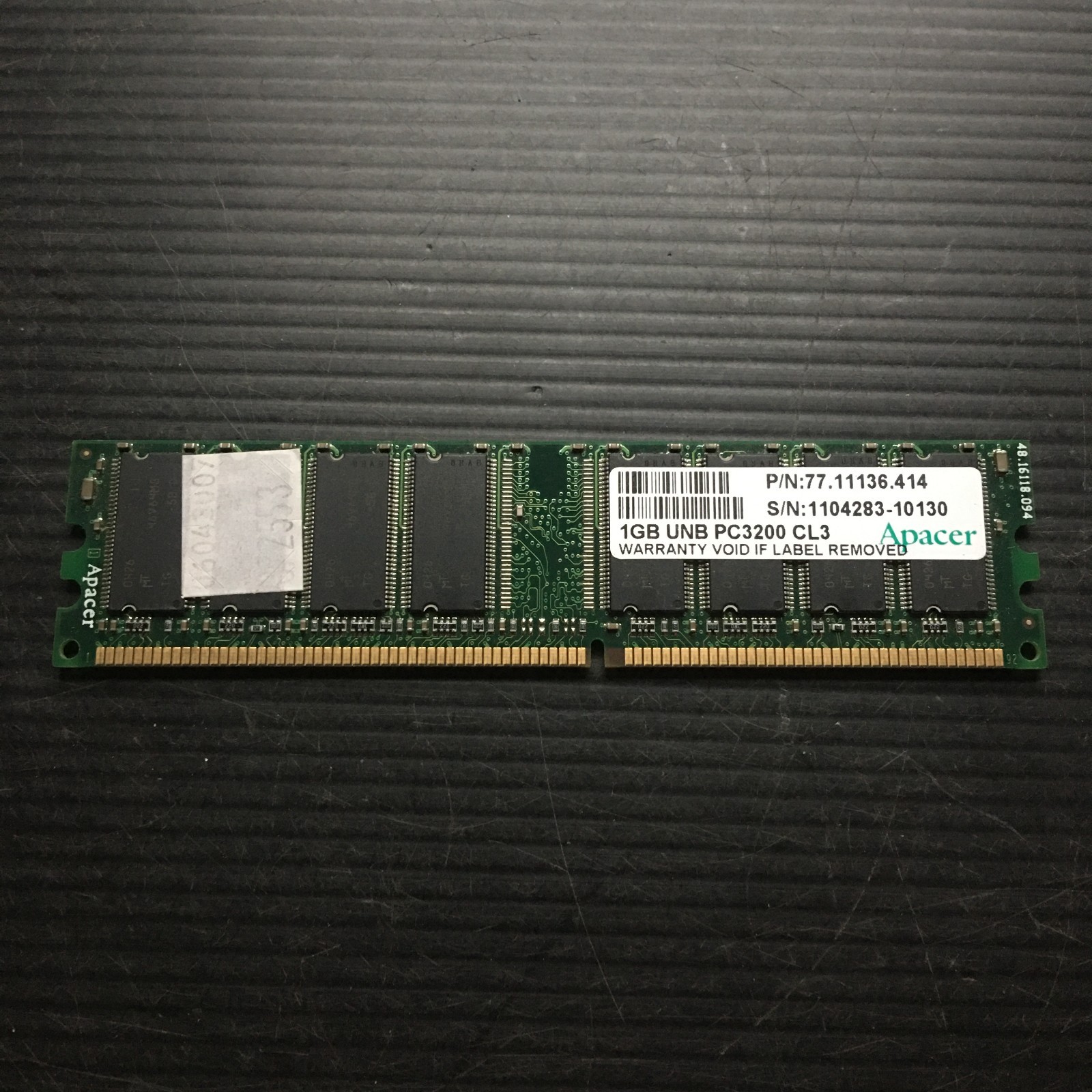 Apacer 1GB UNB PC3200 CL3 DDR Desktop RAM Memory(77.11136.414)