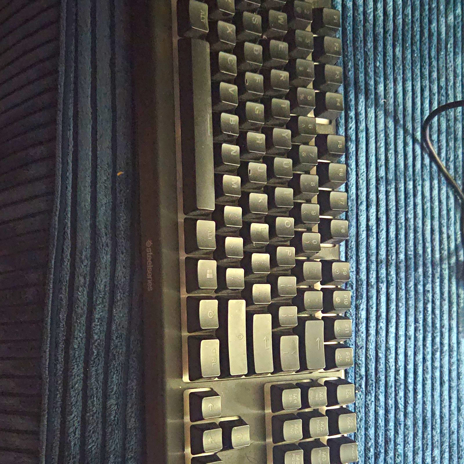 SteelSeries Illuminated Gaming Keyboard, Black, English QWERTY Layout