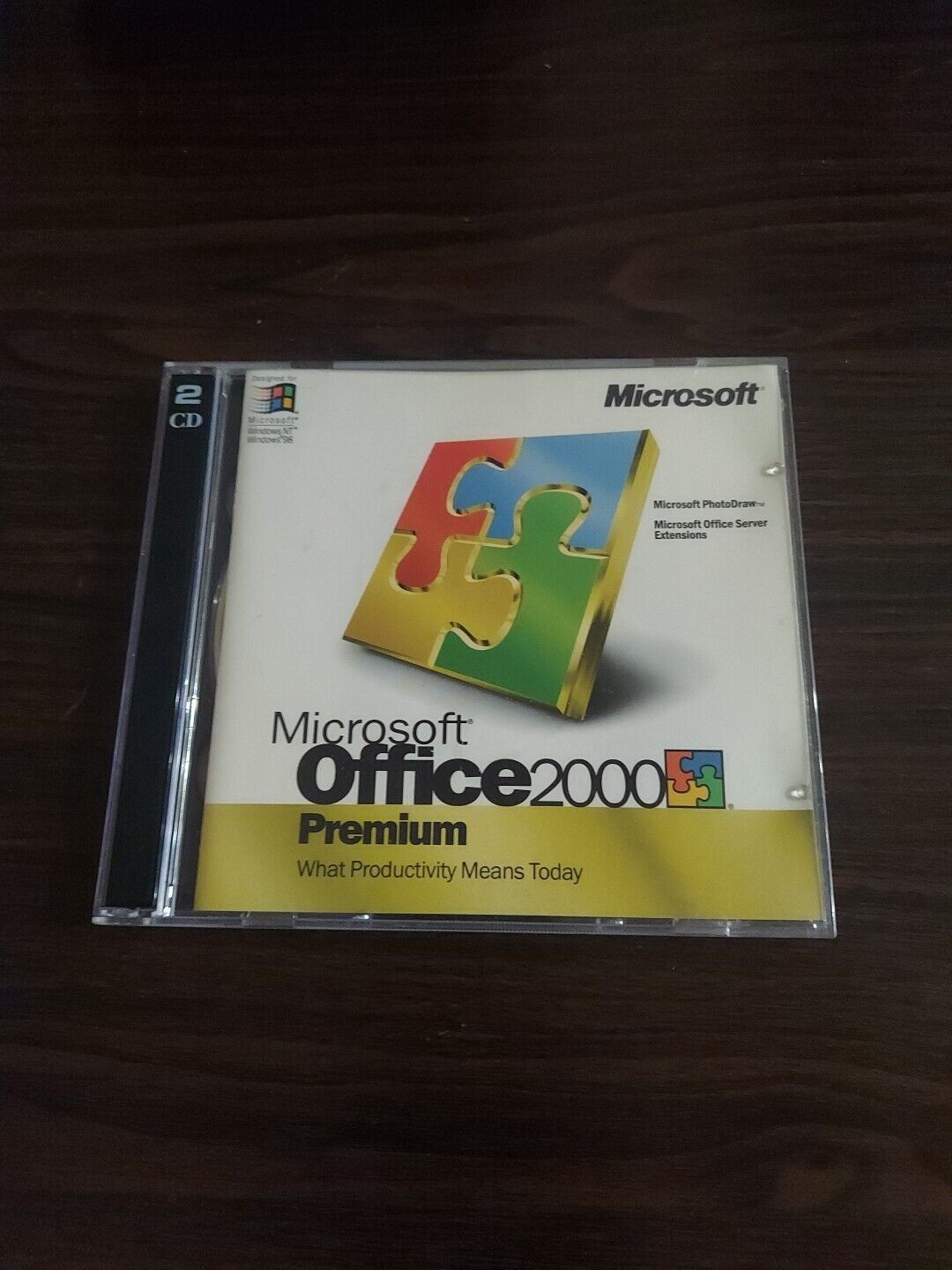 Microsoft Office - (2000 Premium)  Very Good 4-Disc Set