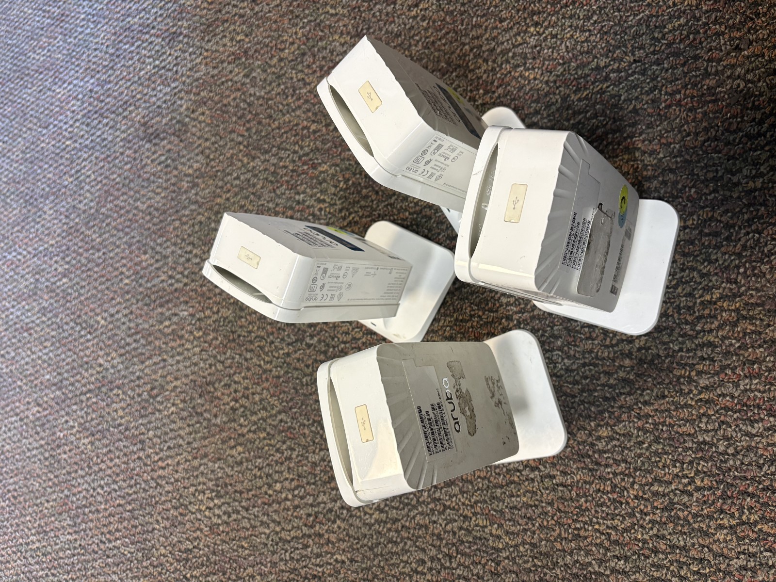 LOT OF 4HP Aruba AP-505H, APINH505-RW  , R3V46A Wifi 6 Hospitality Access Point