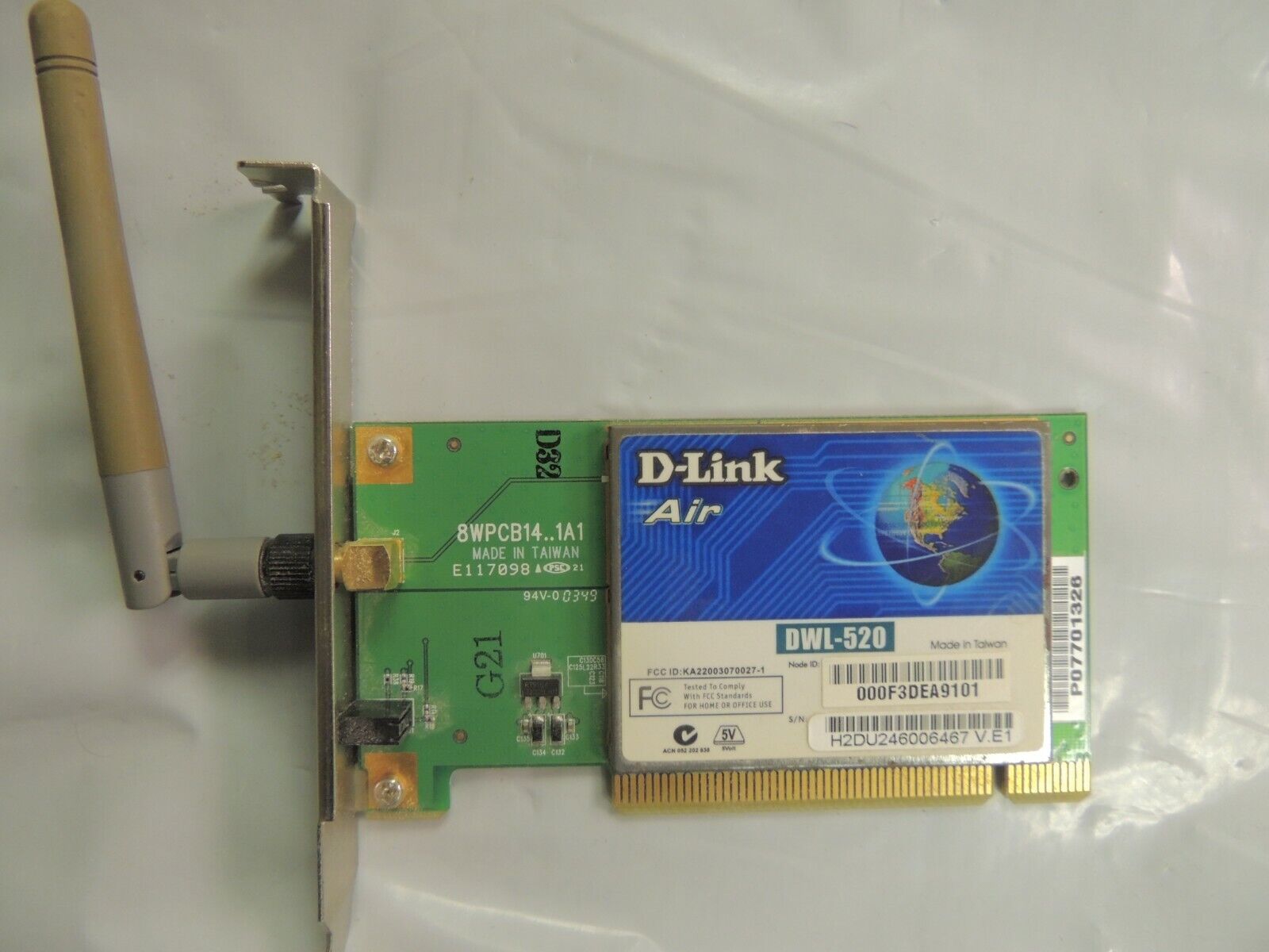 D-Link Air DWL-520 Wireless Network PCI Card with Antenna