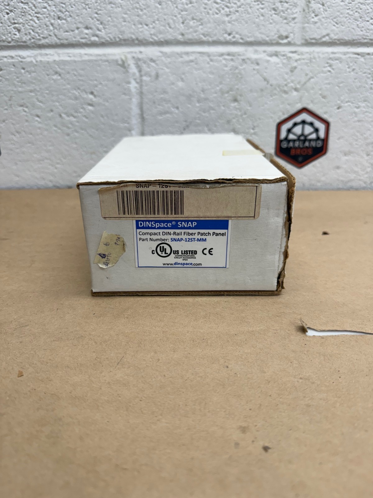 DINSpace SNAP-12ST-MM Compact DIN-Rail Fiber Patch Panel *NEW*