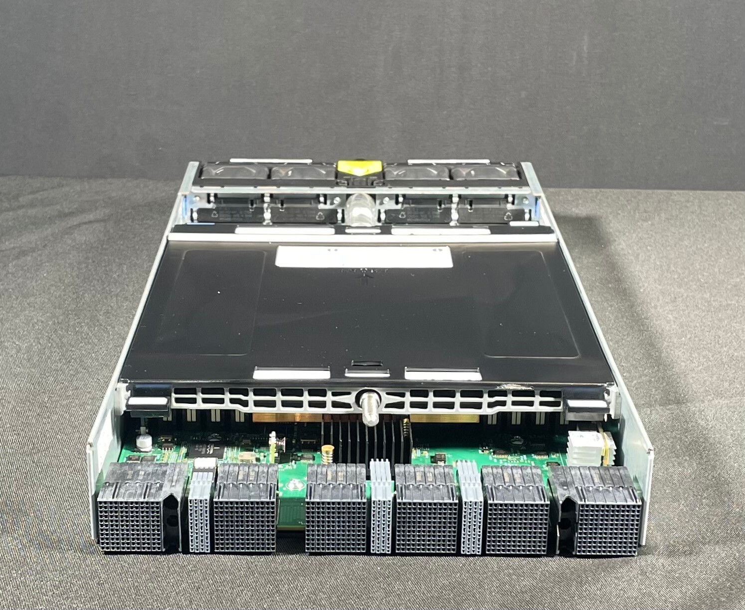 EMC 303-201-016B-02 Storage Processor -Same Day Shipping